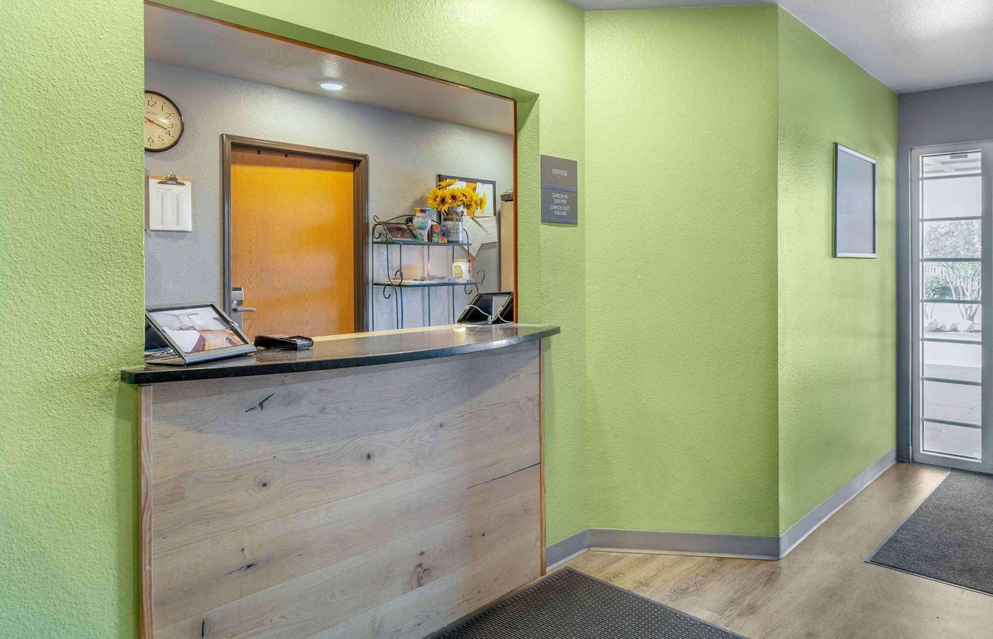 Extended Stay America Select Suites - Wilmington - West Εξωτερικό φωτογραφία